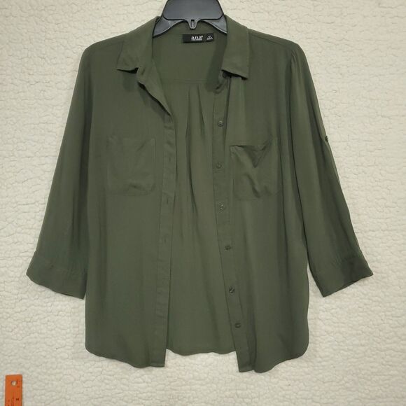 a.n.a A New Approach Women’s 100% Rayon Roll Sleeves Relaxed Olive Green Size XS - Picture 3 of 7
